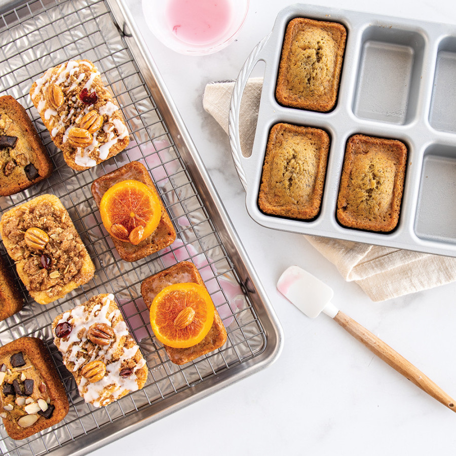 Mini Banana Bread Loaves