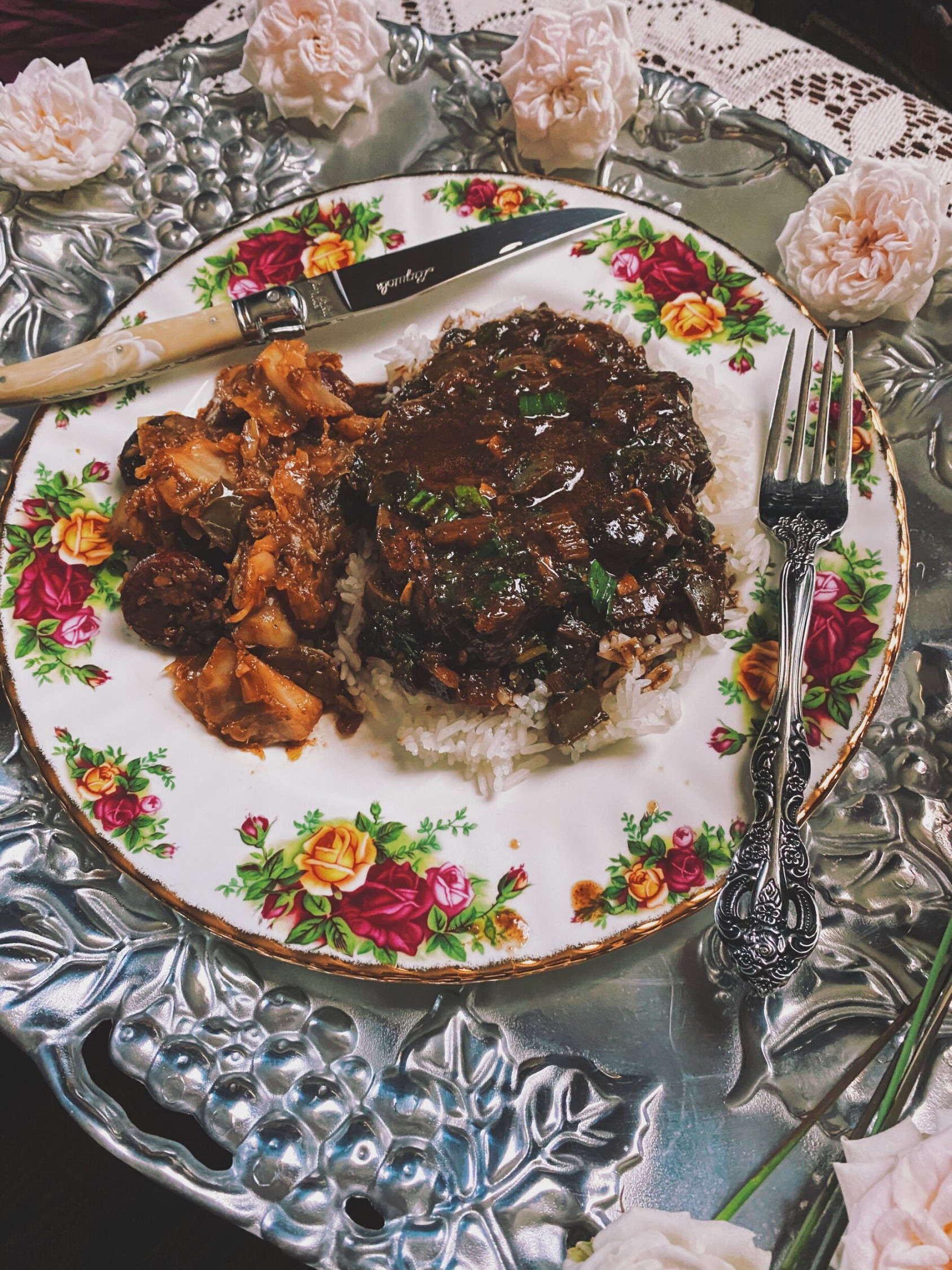 Seven Steak Rice and Gravy — Cast Iron and Lace - A Cajun Recipe Seven Steak Rice and Gravy — Cast Iron and Lace - A Cajun Recipe